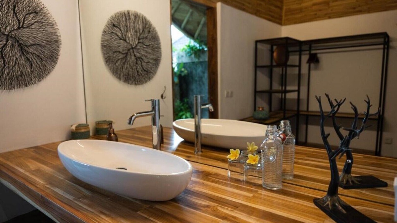 Photo of Bathroom in Selong Belanak