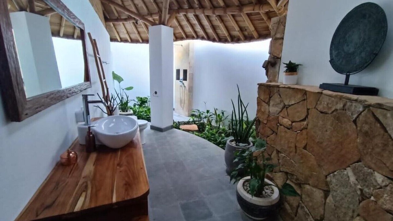 Photo of Bathroom in Selong Belanak