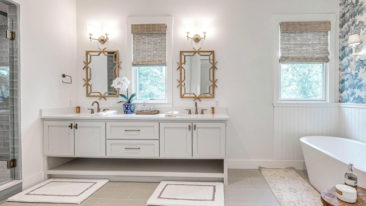 Photo of Bathroom in Eufaula