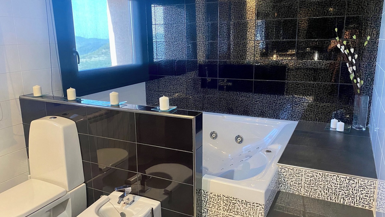 Photo of Bathroom in Penarroya de Tastavins
