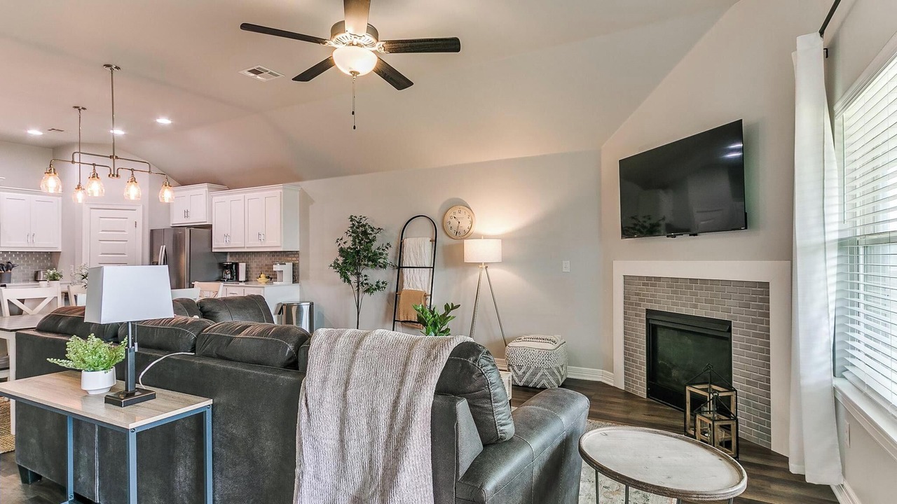 Photo of Livingroom in Yukon