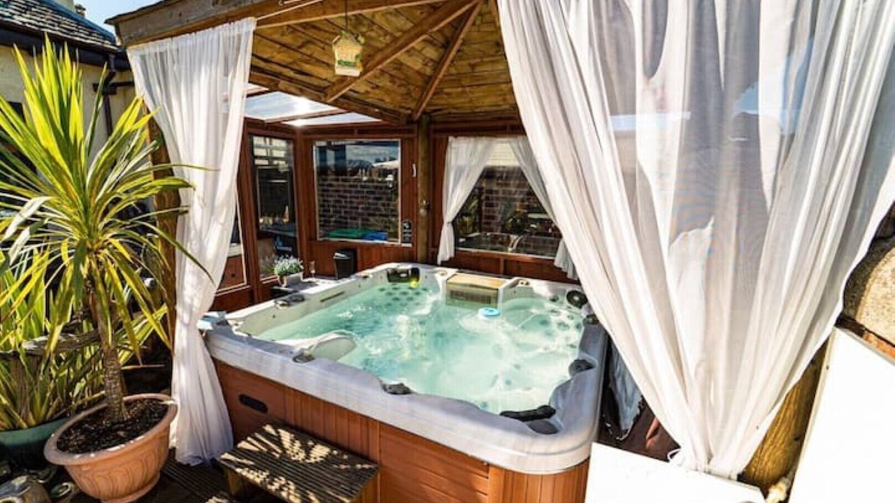 Photo of Outdoor in Leven