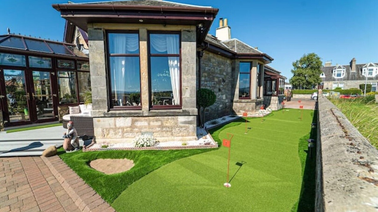 Photo of Outdoor in Leven