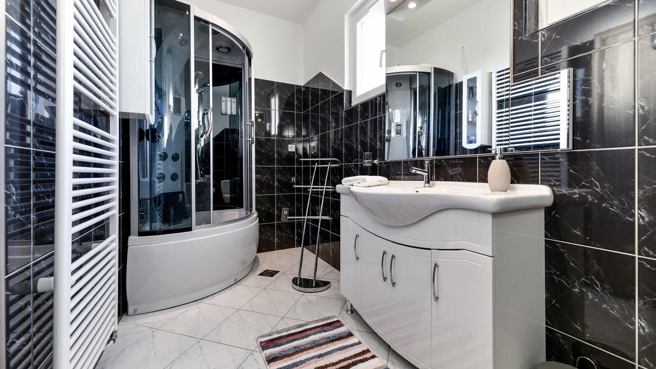 Photo of Bathroom in Skabrnja