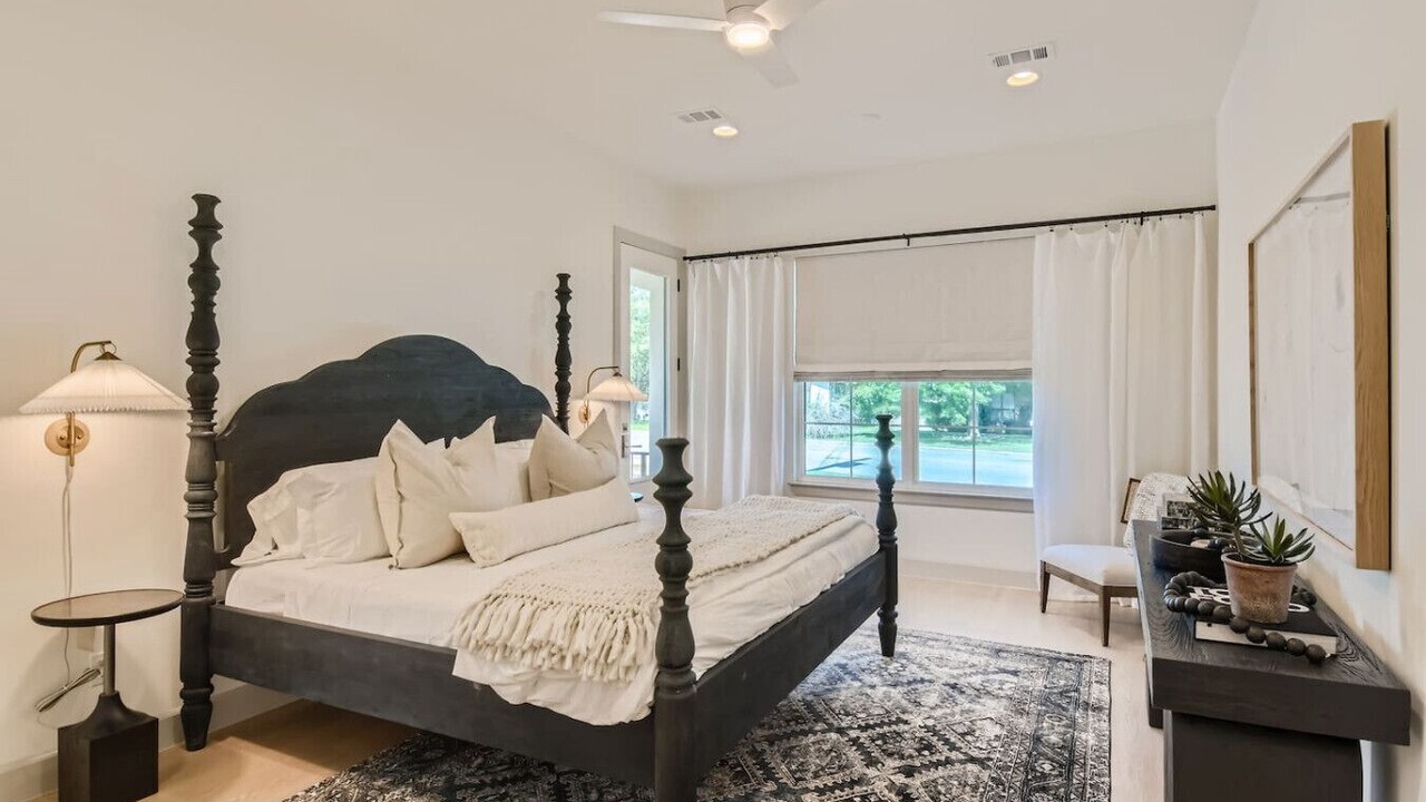 Photo of Bedroom in Georgetown