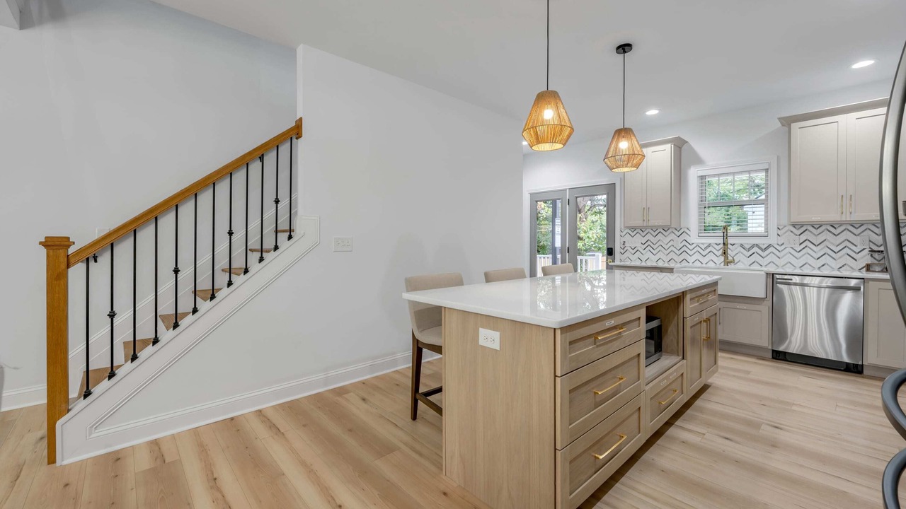 Photo of Others in Lexington