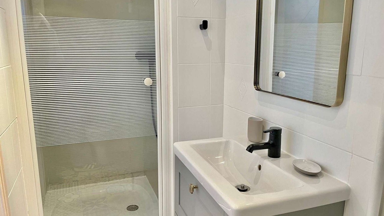 Photo of Bathroom in Arromanches-les-Bains