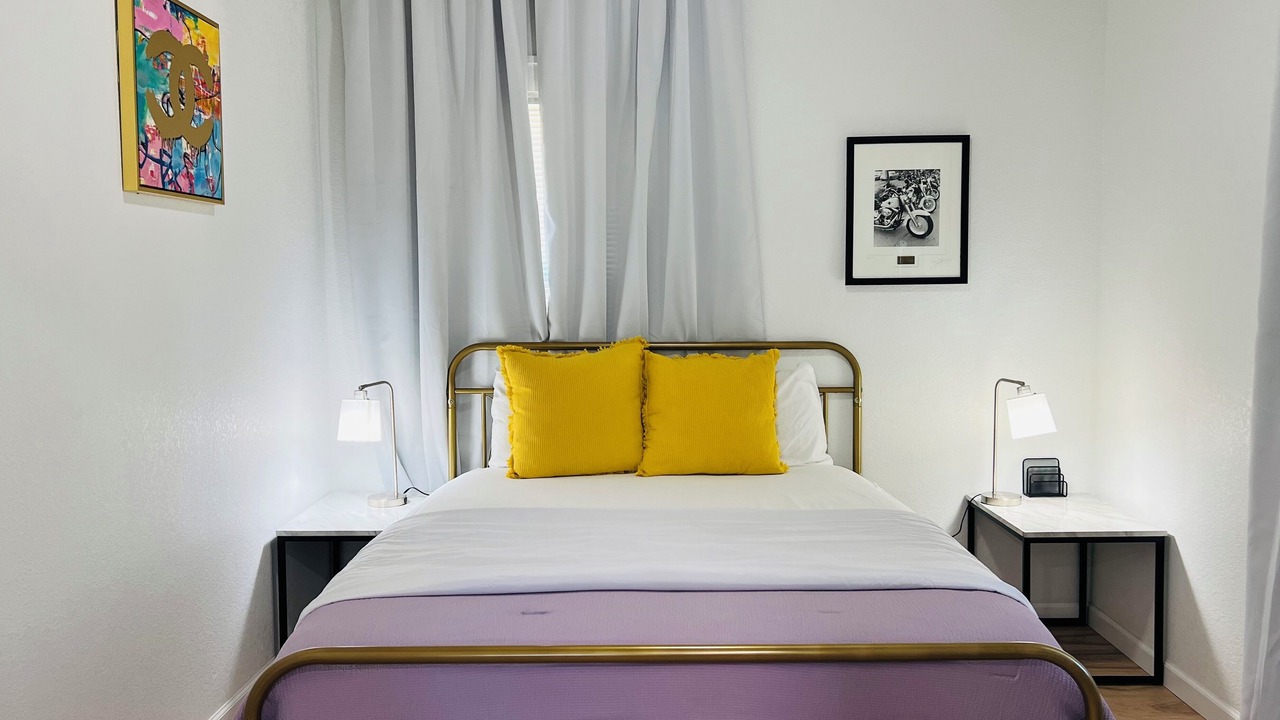 Photo of Bedroom in Des Moines
