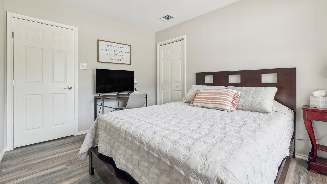 Photo of Bedroom in Shearer Hills - Ridgeview