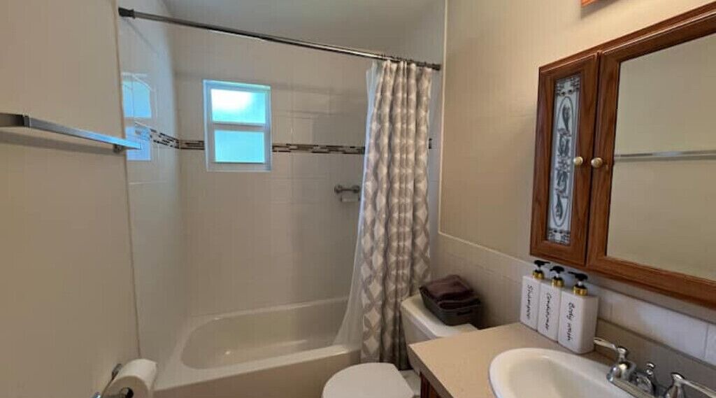 Photo of Bathroom in Ocean Woods