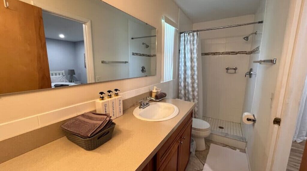 Photo of Bathroom in Ocean Woods