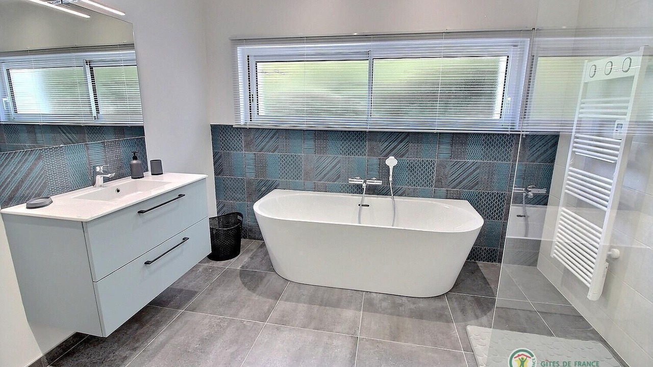 Photo of Bathroom in Tredarzec