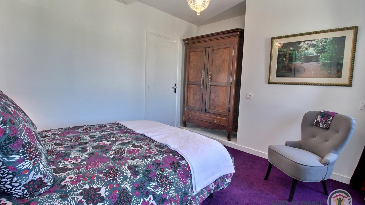 Photo of Bedroom in Plouaret