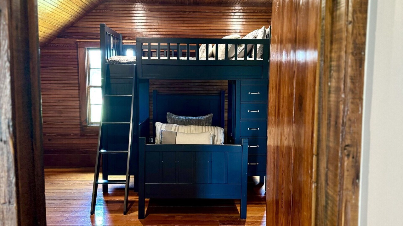 Photo of Bedroom in Marksville