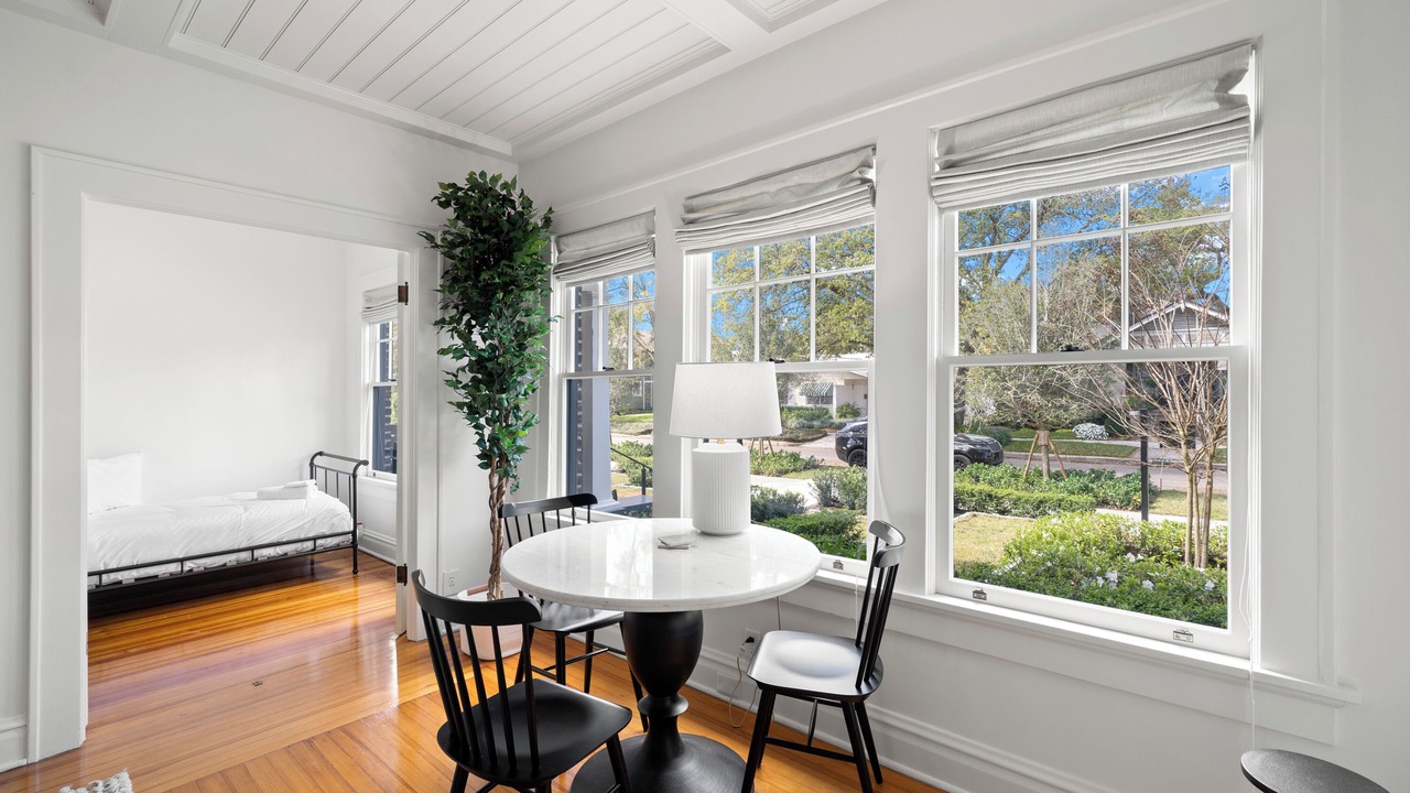 Photo of Livingroom in Hyde Park