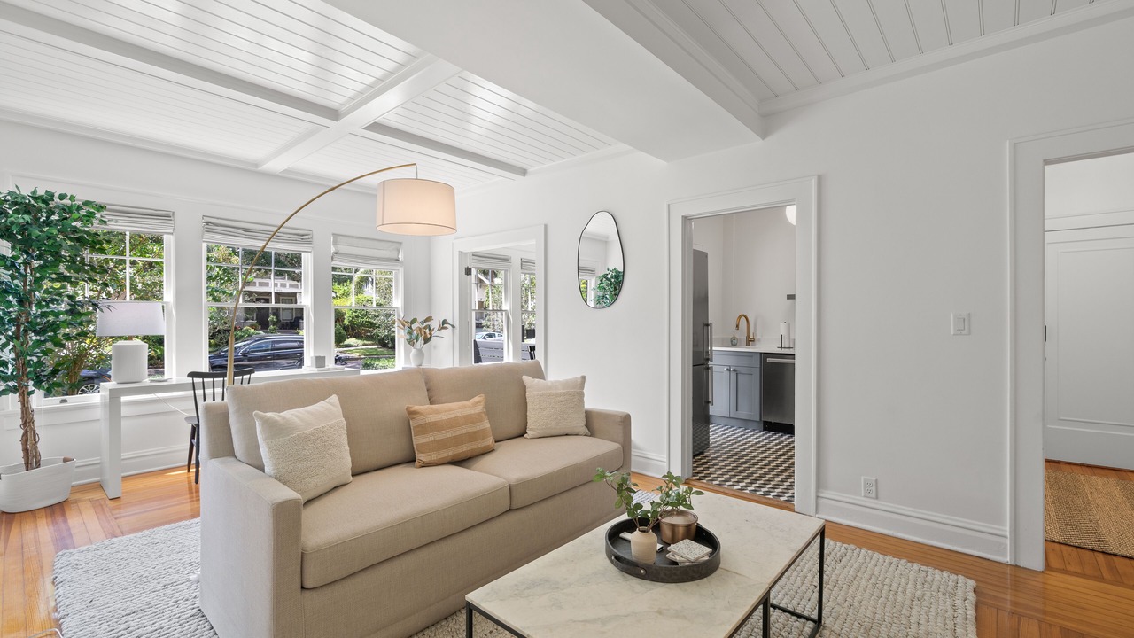 Photo of Livingroom in Hyde Park