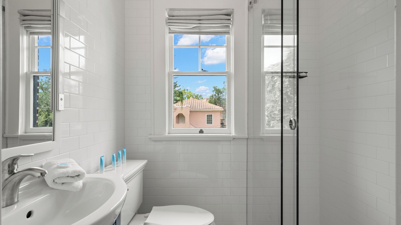 Photo of Bathroom in Hyde Park