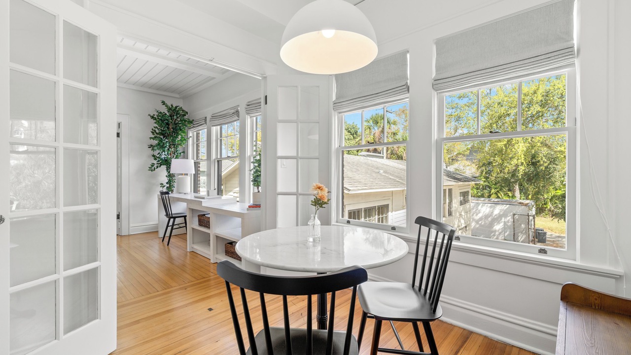Photo of Livingroom in Hyde Park