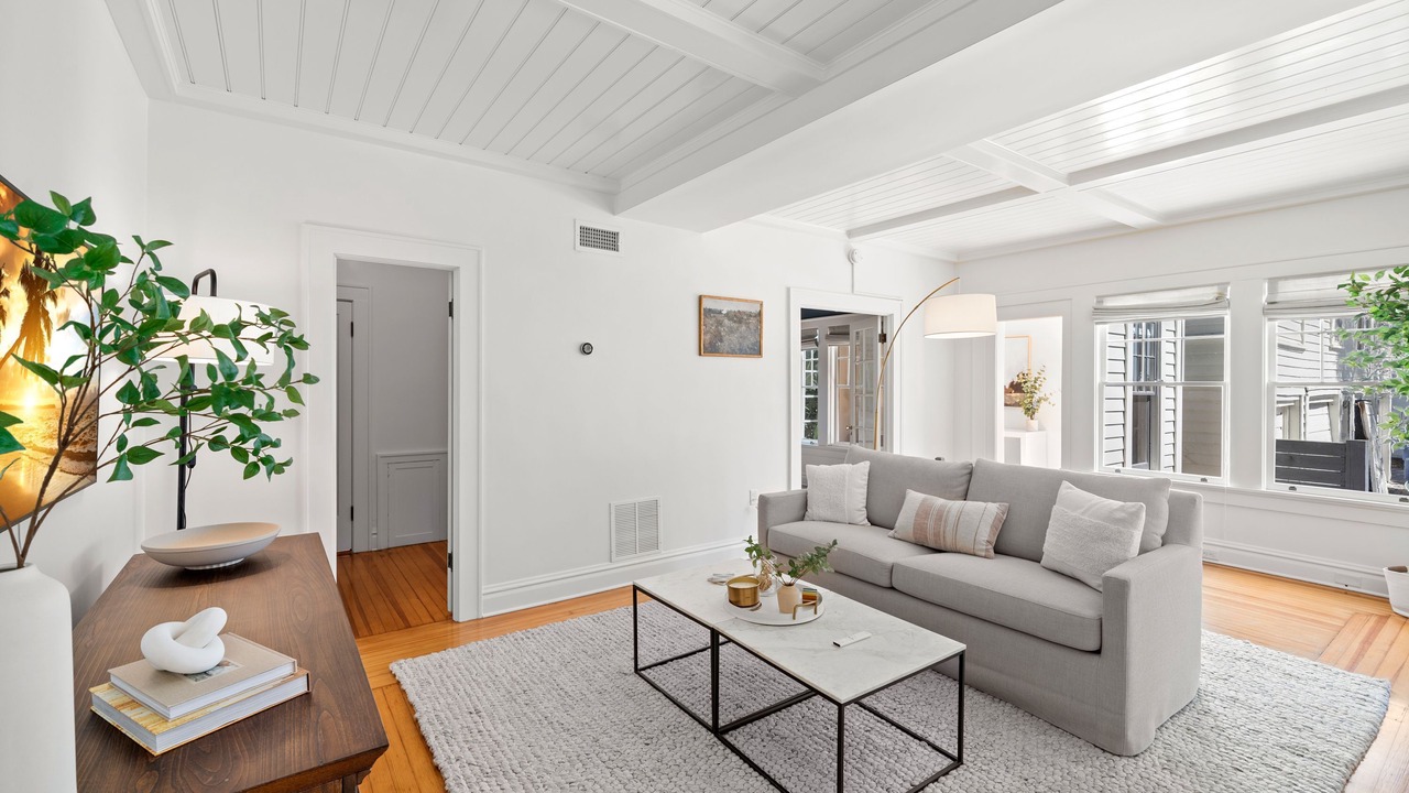 Photo of Livingroom in Hyde Park
