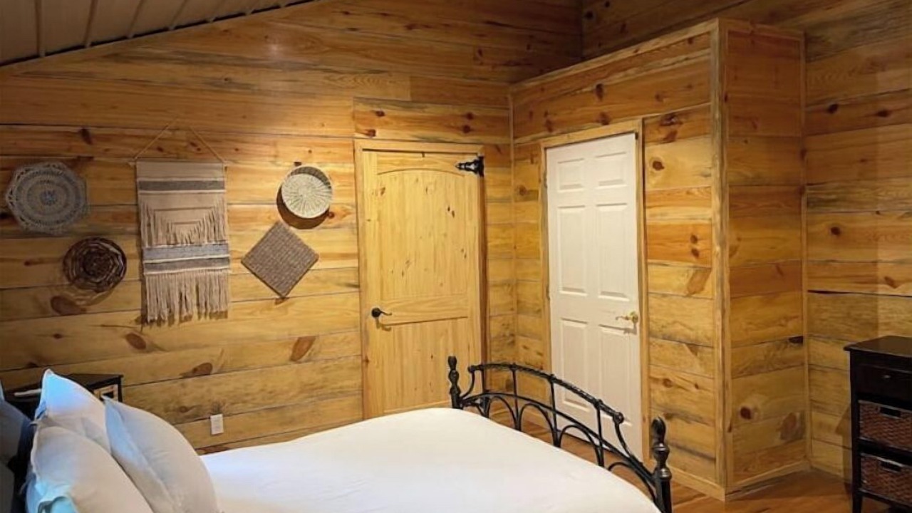 Photo of Bedroom in Woodville