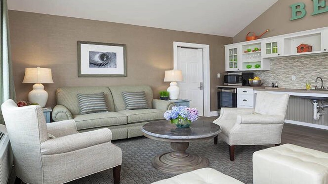 Photo of Livingroom in Silver Beach