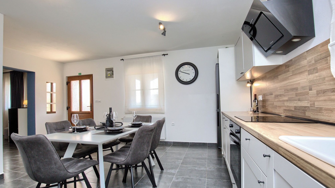 Photo of Kitchen in Loborika