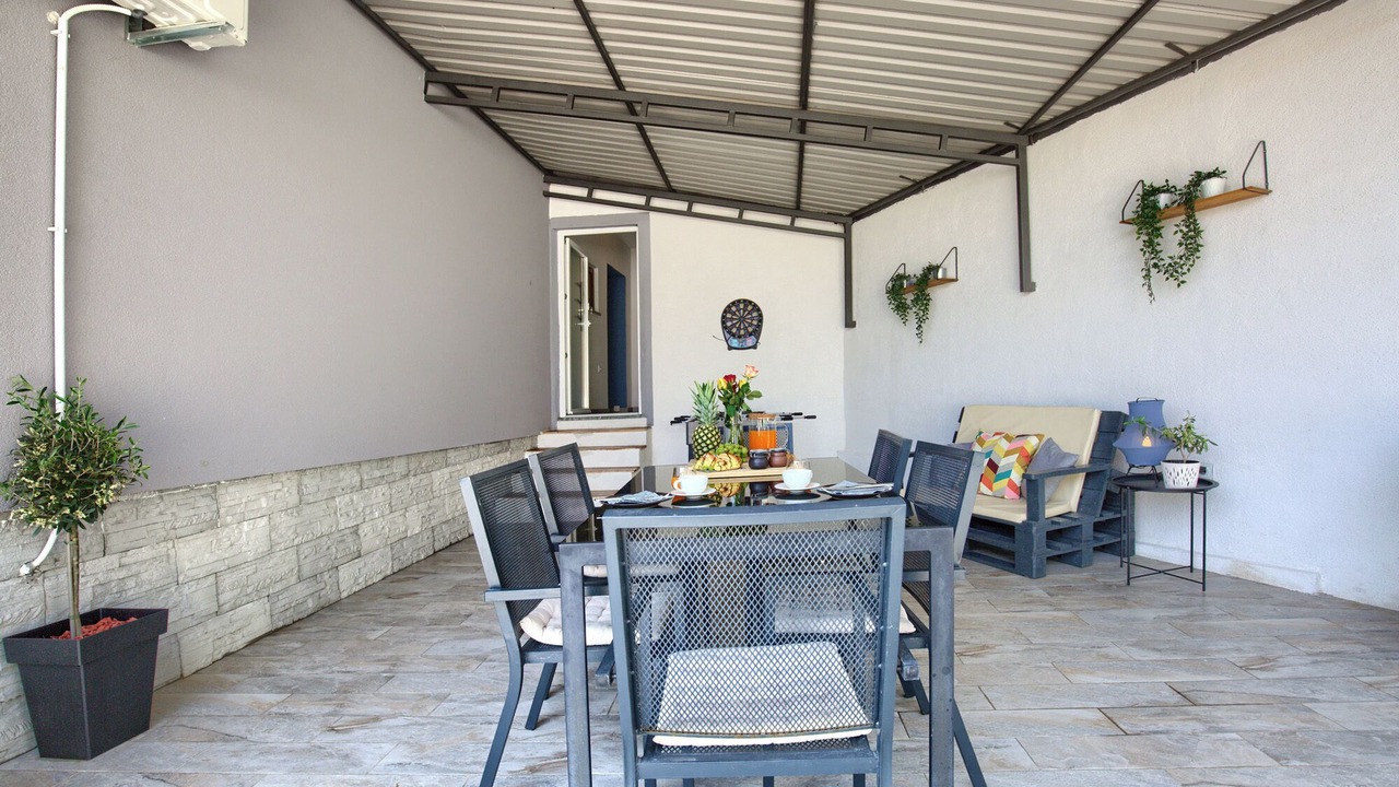 Photo of Outdoor in Loborika