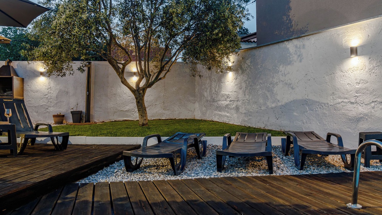 Photo of Patio Balcony in Loborika
