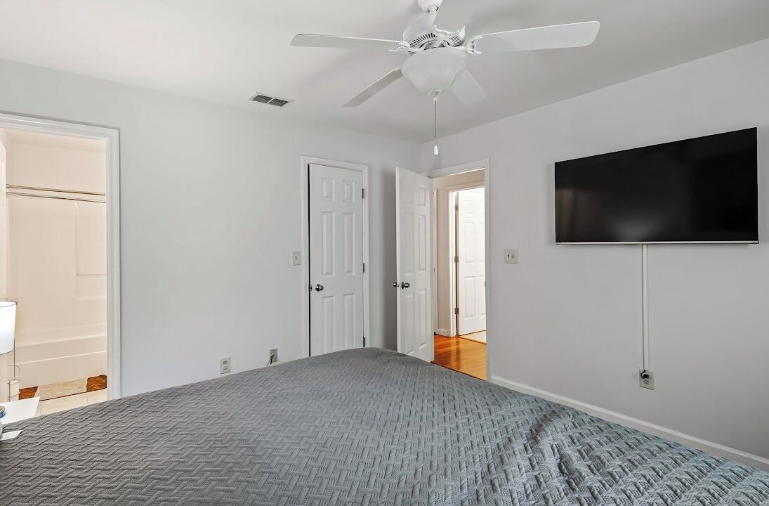 Photo of Bedroom in Tallahassee
