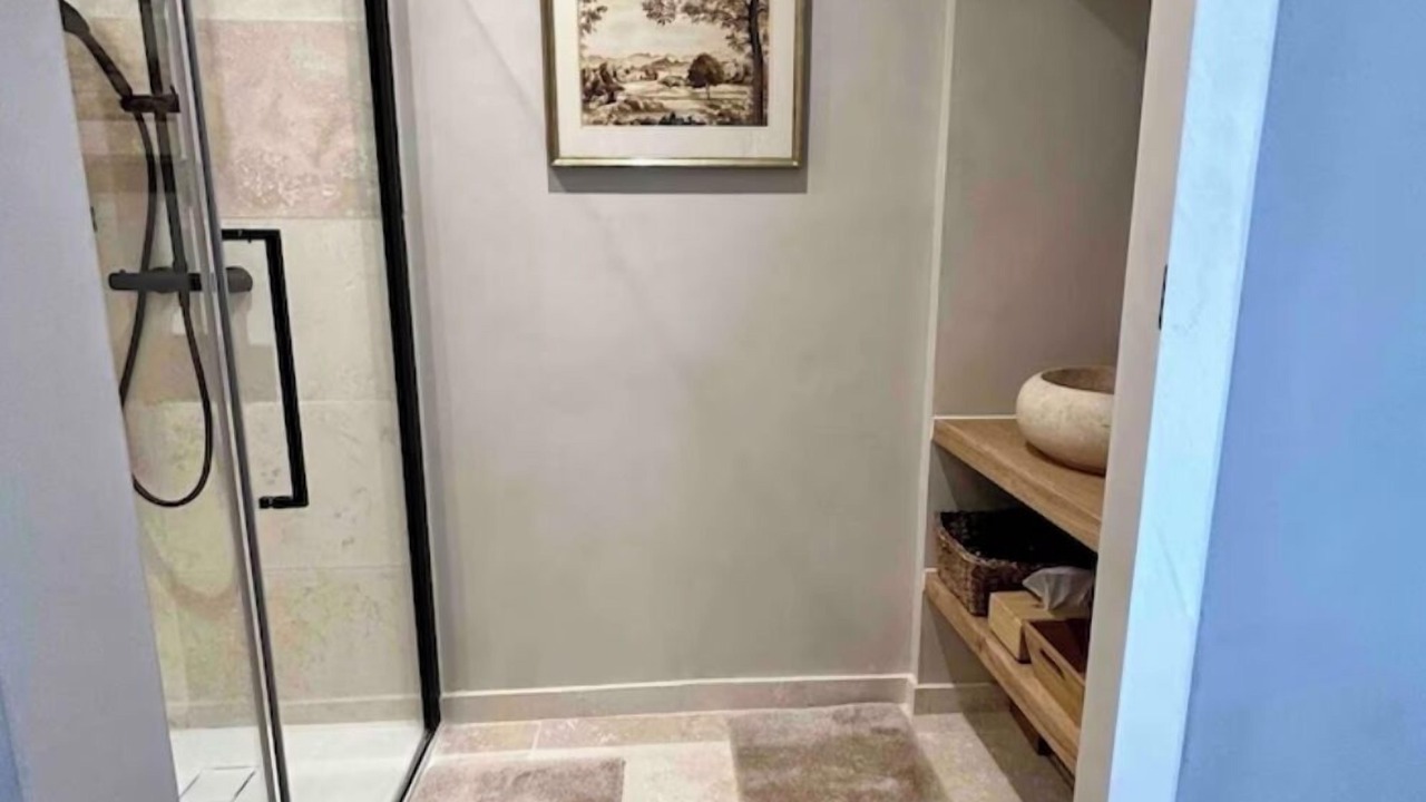 Photo of Bathroom in Livers-Cazelles