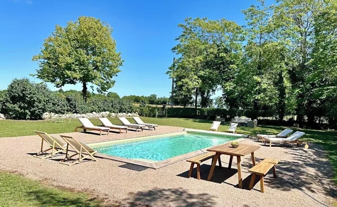 Photo of Outdoor in Livers-Cazelles