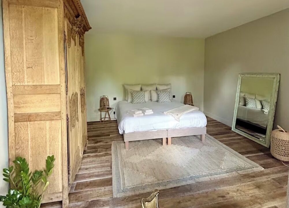 Photo of Bedroom in Livers-Cazelles