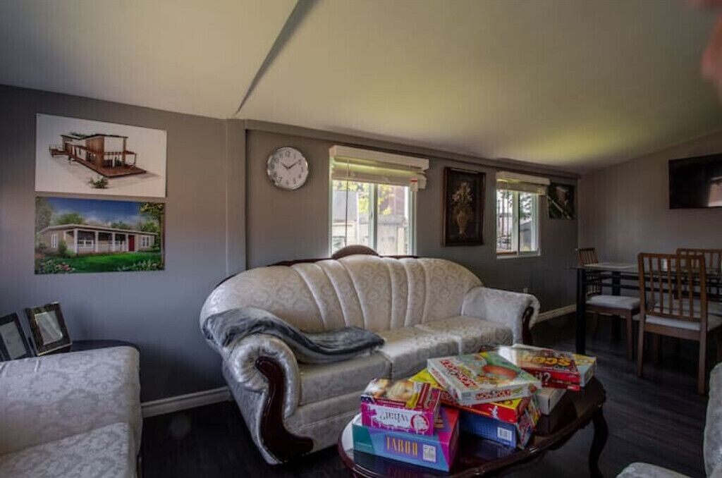 Photo of Livingroom in Trenton