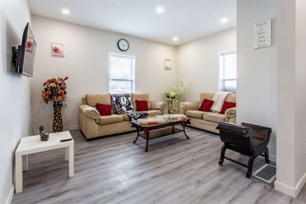 Photo of Livingroom in Trenton