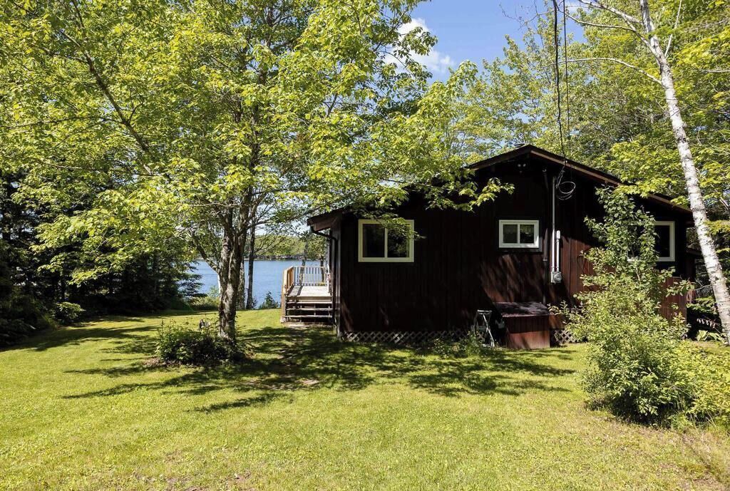 Photo of Outdoor in Shortts Lake