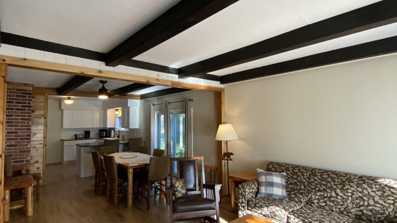 Photo of Livingroom in Colville