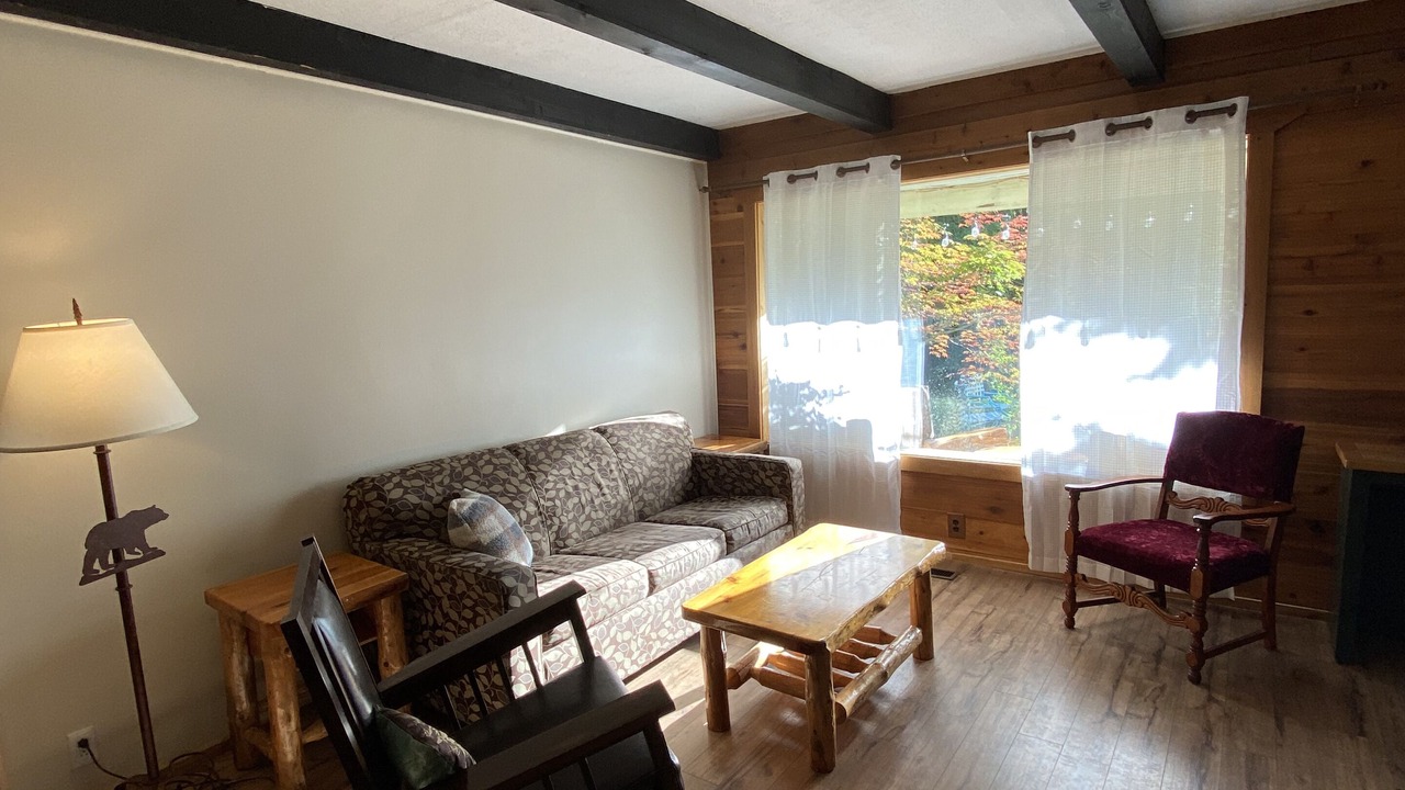 Photo of Livingroom in Colville