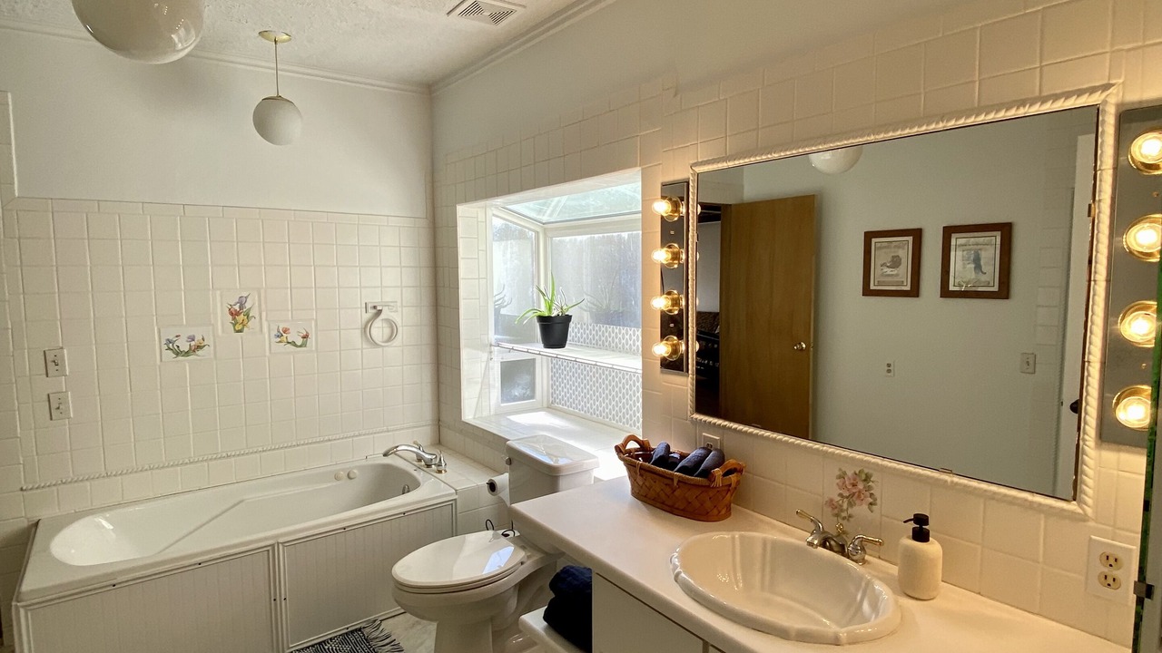 Photo of Bathroom in Colville