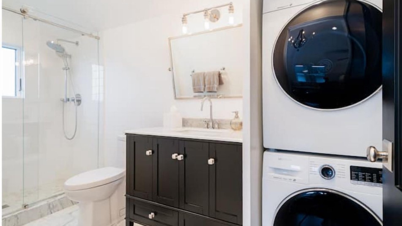 Photo of Bathroom in Market