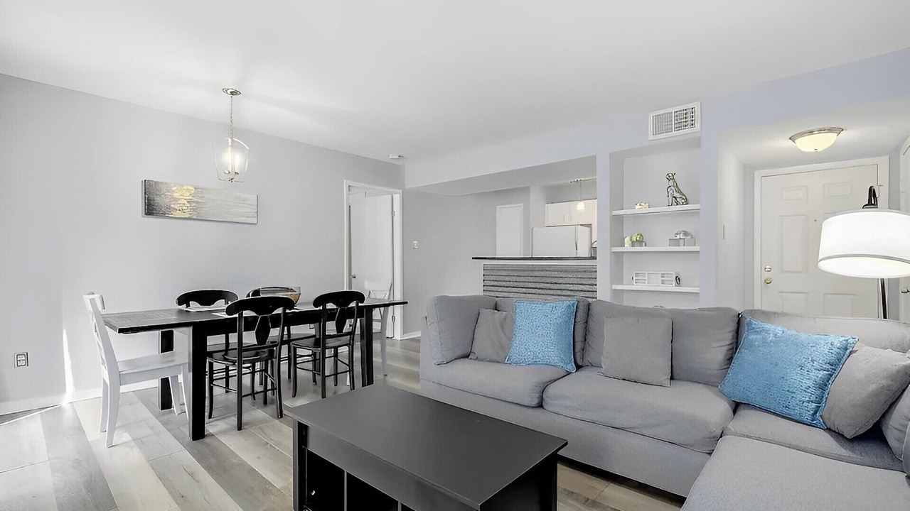 Photo of Livingroom in Parker Lane