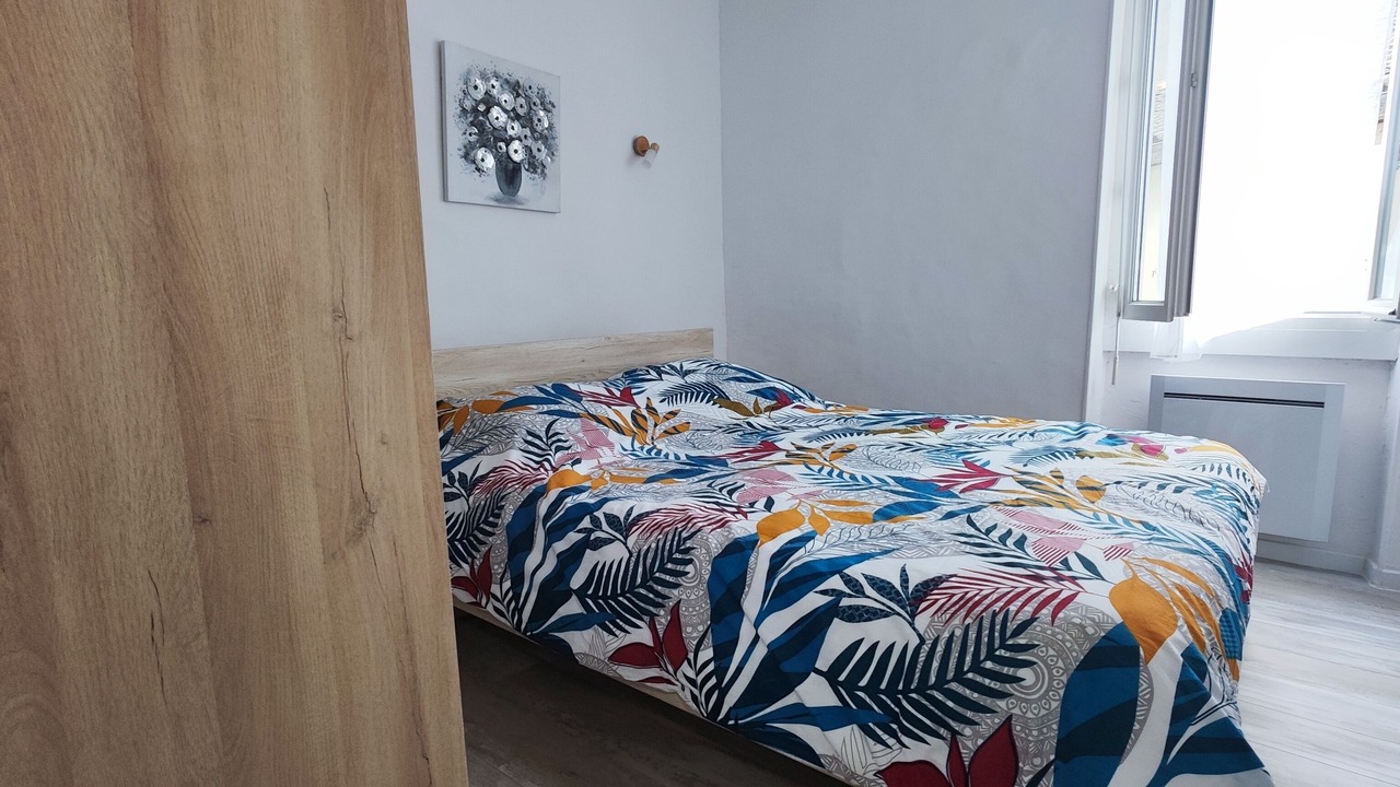 Photo of Bedroom in Saint-Ambroix