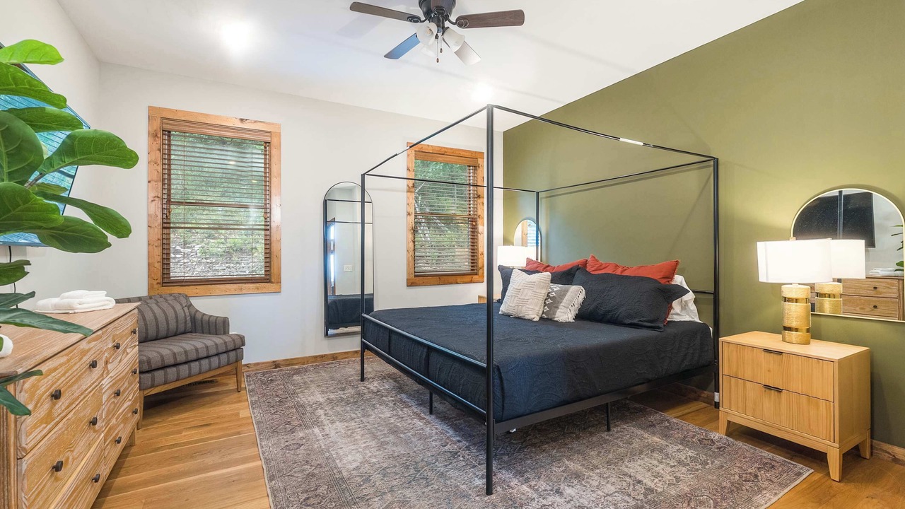 Photo of Bedroom in McGaheysville