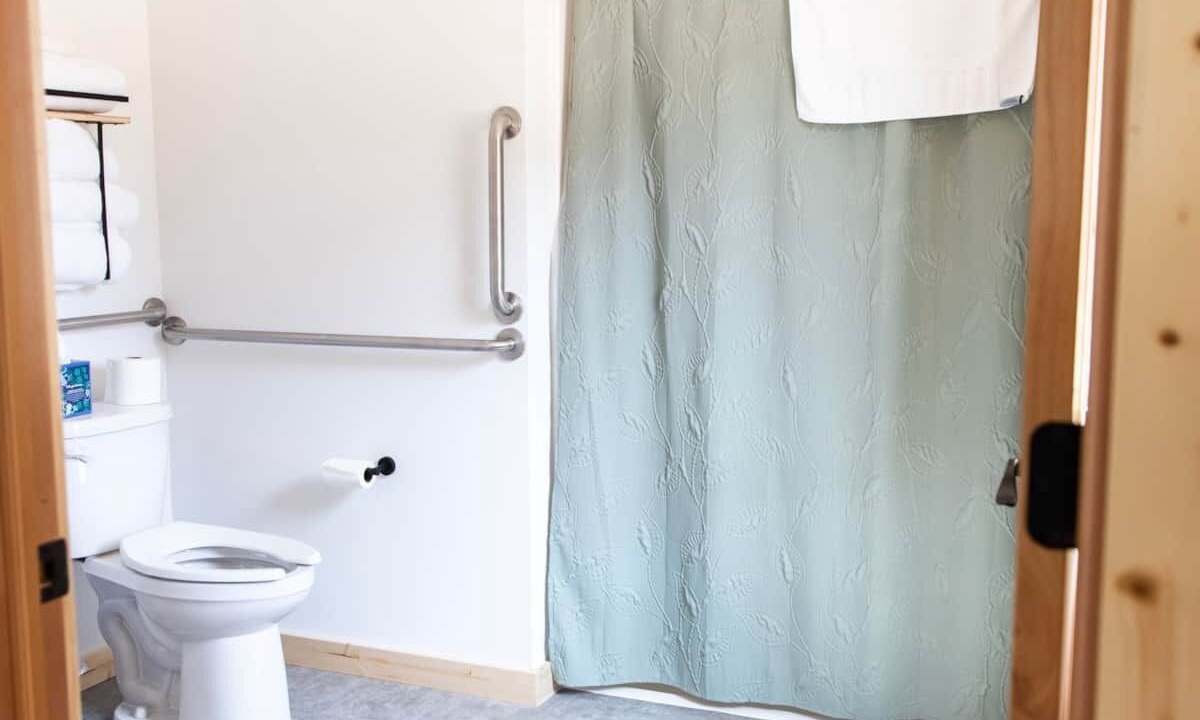 Photo of Bathroom in Decorah