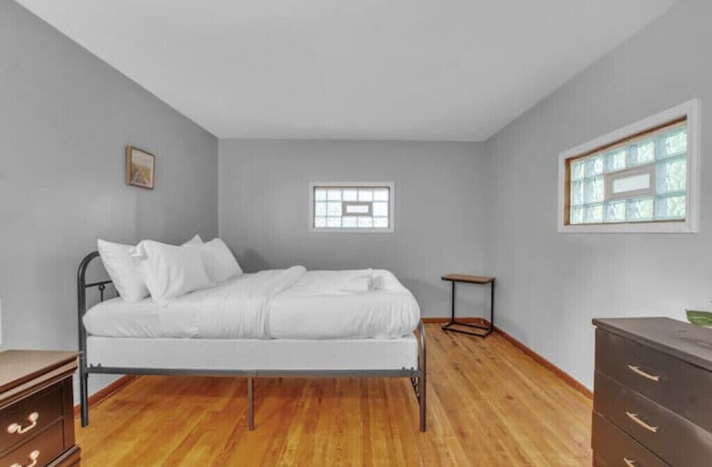 Photo of Bedroom in Buffalo