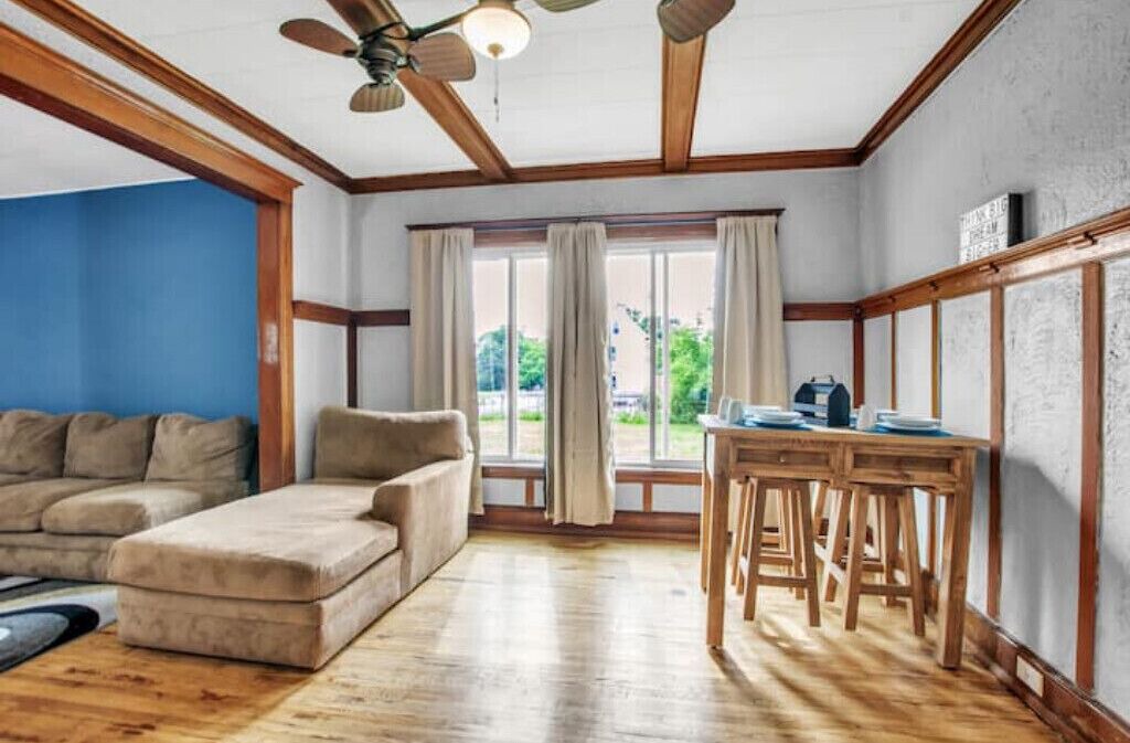 Photo of Livingroom in Buffalo