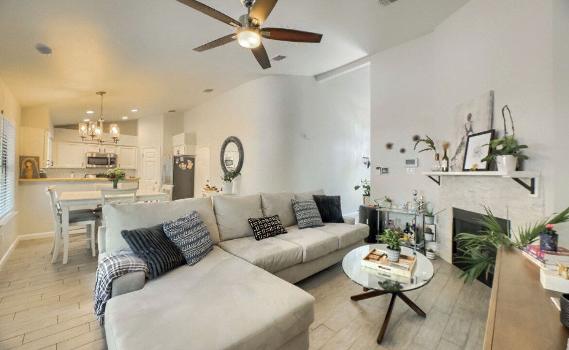 Photo of Livingroom in Westwood Heights