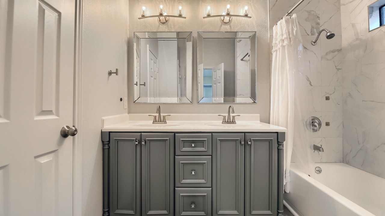 Photo of Bathroom in Westwood Heights