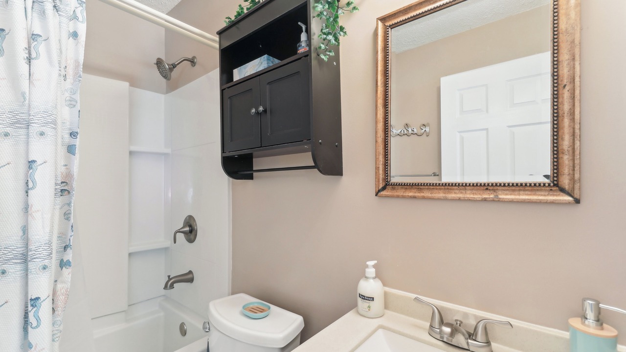 Photo of Bathroom in Piney Green