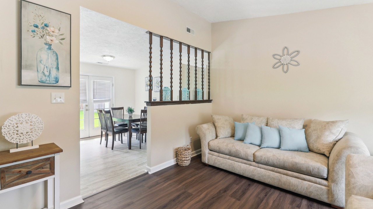 Photo of Livingroom in Piney Green