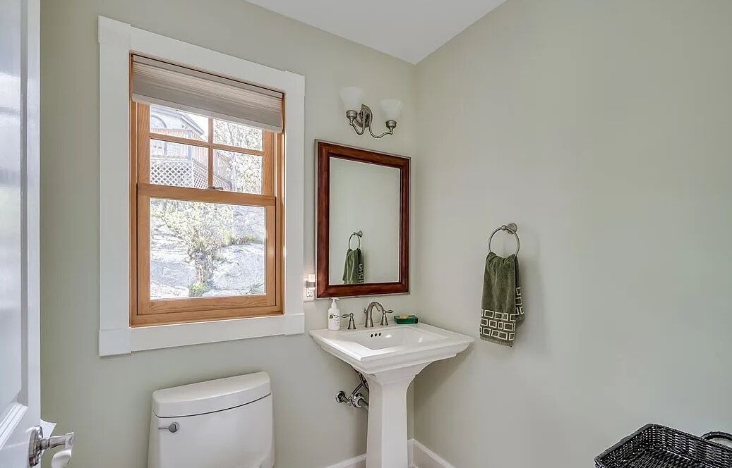 Photo of Bedroom in Wellesley Island